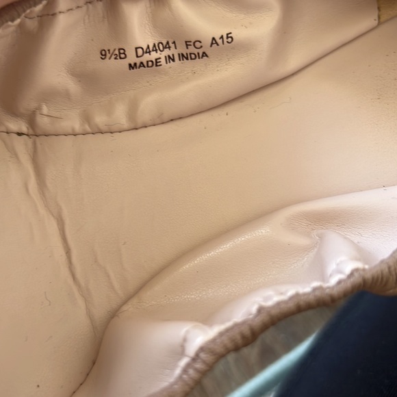 Cole Haan Women's Tan Ballet Flats - Picture 3 of 7